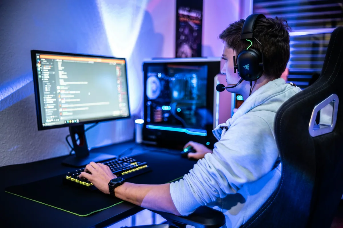 Spieleentwickler erstellt filmische Previews mit VideoFX